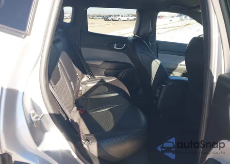 2024 Jeep Compass Latitude 4X4 z USA, uszkodzony, nr VIN 3C4NJDBN9RT110998